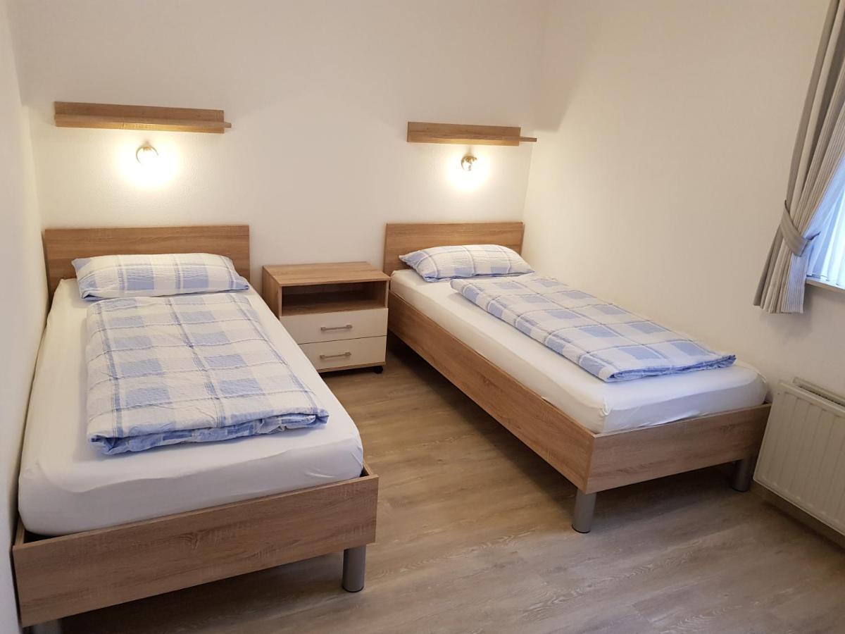 Haus Niemann Apartment Wyk auf Föhr Екстериор снимка